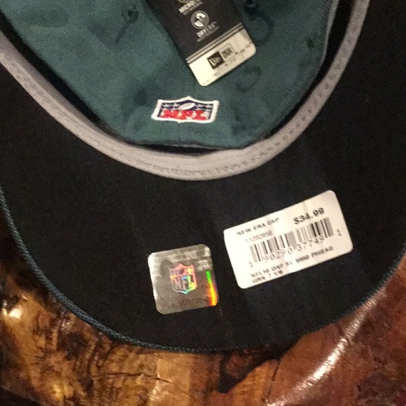Philadelphia eagles cap - Picture 5 of 5
